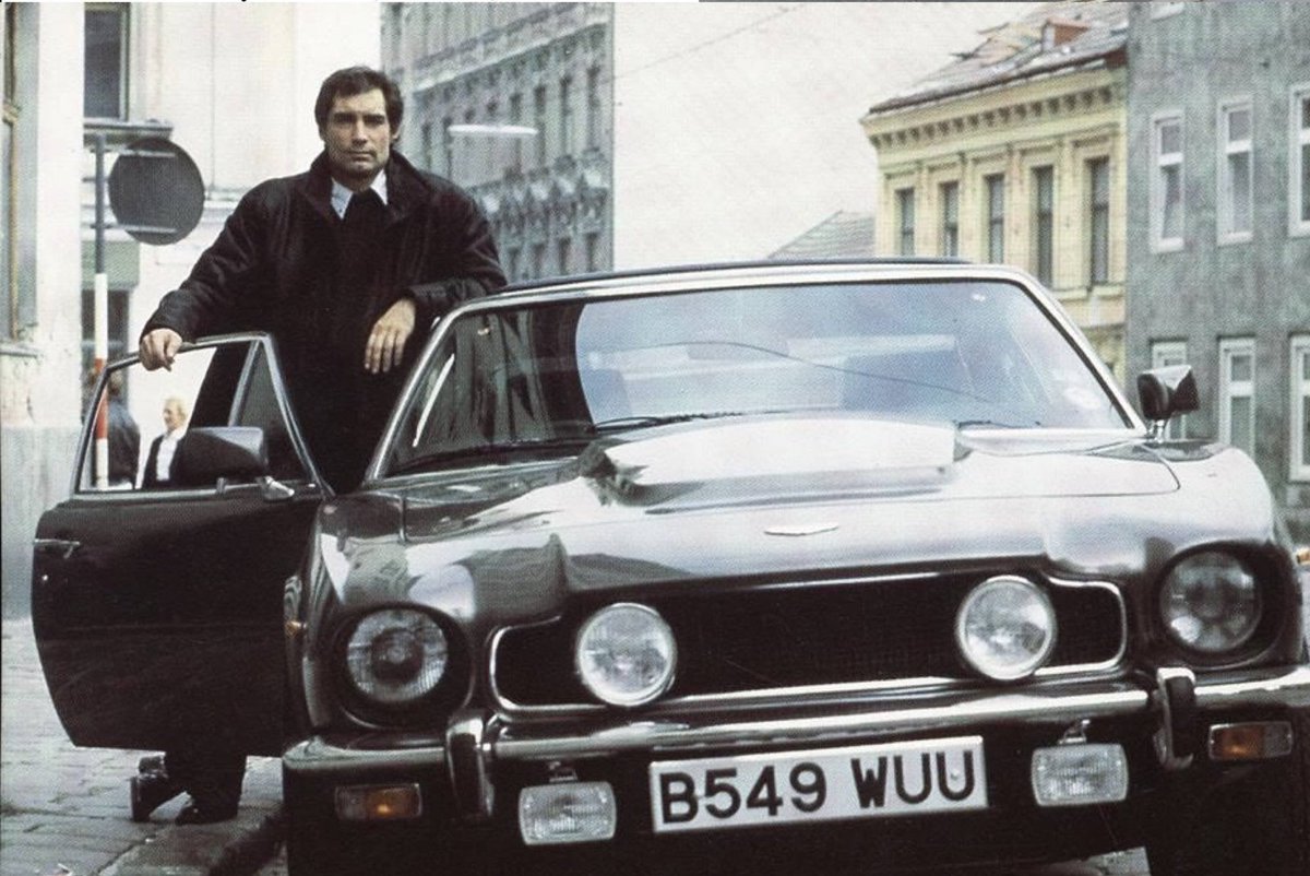 James Bond Vehicles tweet media