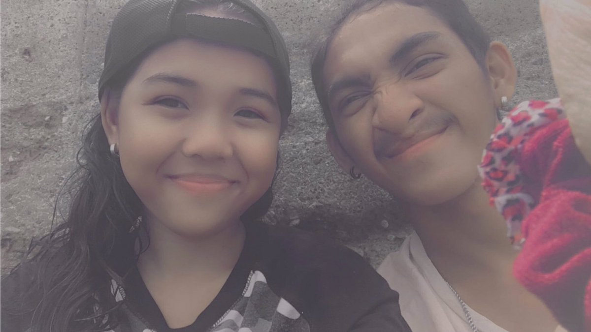 MariaBAuman8's tweet photo. Finally, my home we have a picture na🤍🦋! Iloveyouuuu stay until I'm 18 https://t.co/nL8sDjMP2x