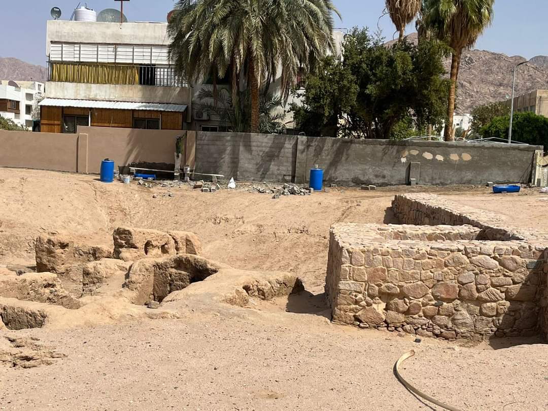 CROSSDEV_Social's tweet image. CROSSDEV partner @JredsJ in cooperation with Aqaba Directorate of Antiquities finalize all Maintenance actions related to the wall, metal fence, and clean up campaigns of the Byzantine. 

@enicbcmed @aqabatourism #Gomed #GoCrossdev #Traveltomorrow #Aqabatourism #jreds_jo