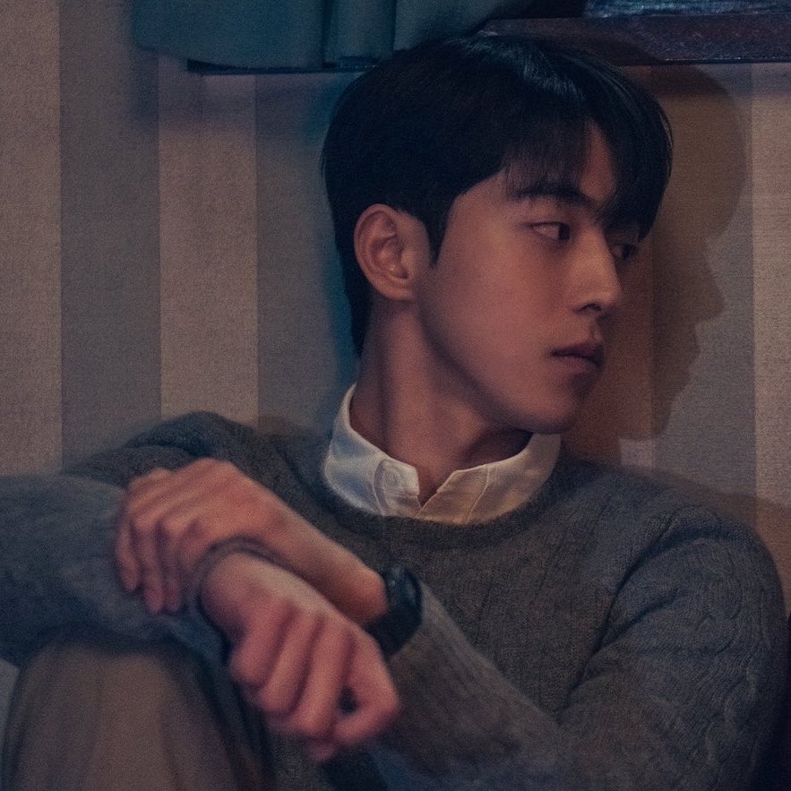loverdramas's tweet photo. 콧대 넘 예뽀 잘생겼다 https://t.co/vI0KAxuXUg