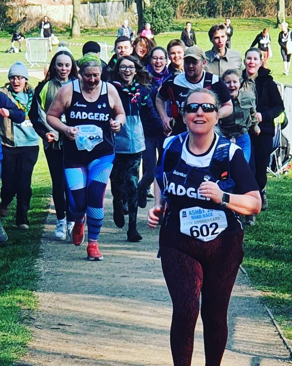 AshbyTwenty's tweet photo. This picture of our final runners from @badgersrunningclub coming towards the finish line with the young Explorers escorting and cheering them in, totally sums up the whole day for us. To say it was an emotional end is a huge understatement. 
#aldiashby20 #runwithyourheart https://t.co/l9cE75BrRS