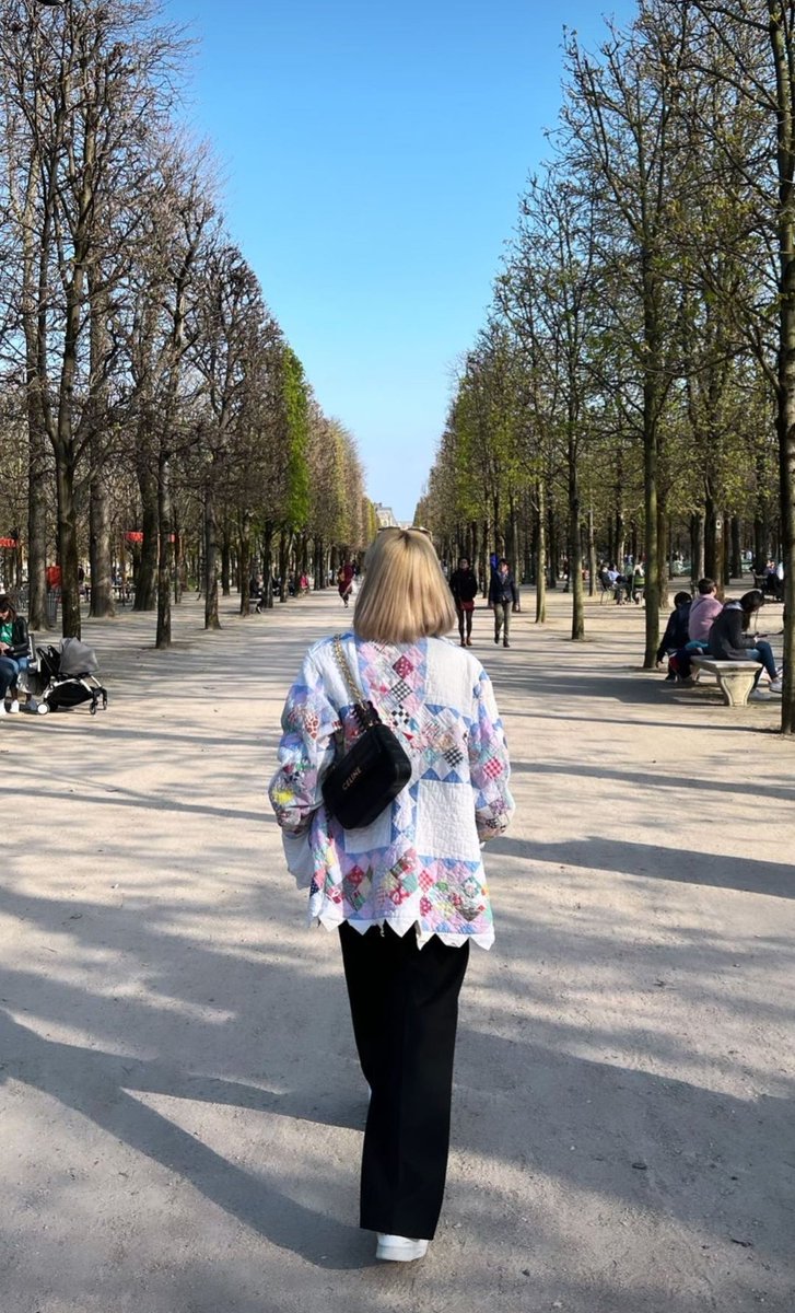 leejenchulichae's tweet photo. — Lisa instagram story update!!!🌻
“ ☀️ ”

#BLACKPINK #블랙핑크 #LISA #리사 #LISASTAGRAM @BLACKPINK https://t.co/aAgILguBfM