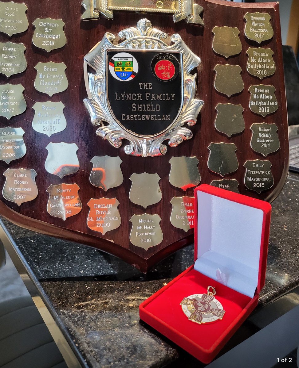 assumptionlive's tweet photo. Year 9 pupil Beibhinn won the County final last  night with her rendition of Brian Friel's Winners.
She also represented club and county in the Scor naNog Ulster semi finals where she won through to the Ulster Final in 2 weeks .👏 👏 @assumptionyr9 https://t.co/RTeQUxpc1U