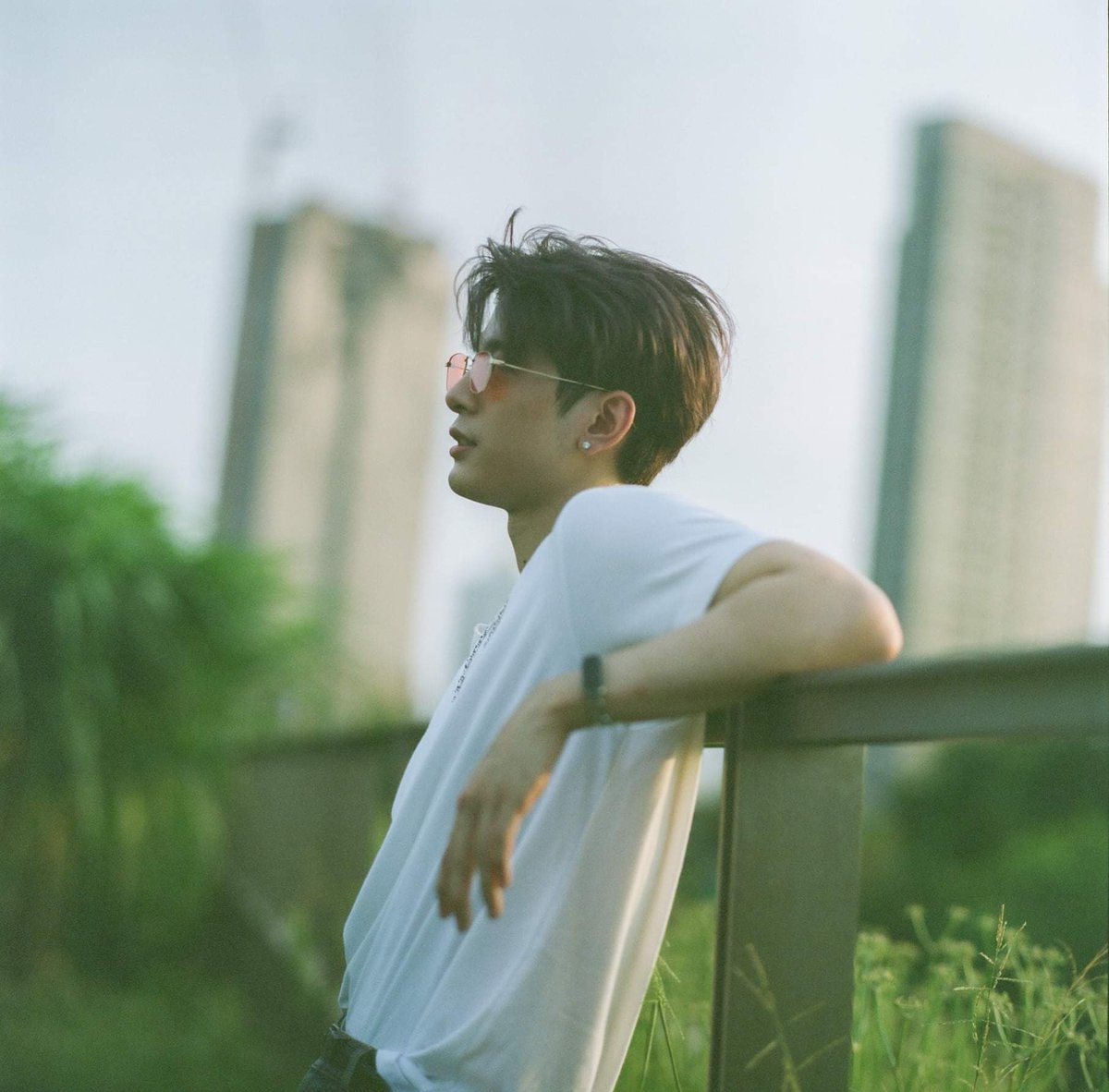 Chapeach_Meow's tweet photo. เธรด ปอร์เช่ boyfriend material ไว้ลงสตอรี่ไอจีเล่น https://t.co/oEofMNdIxV