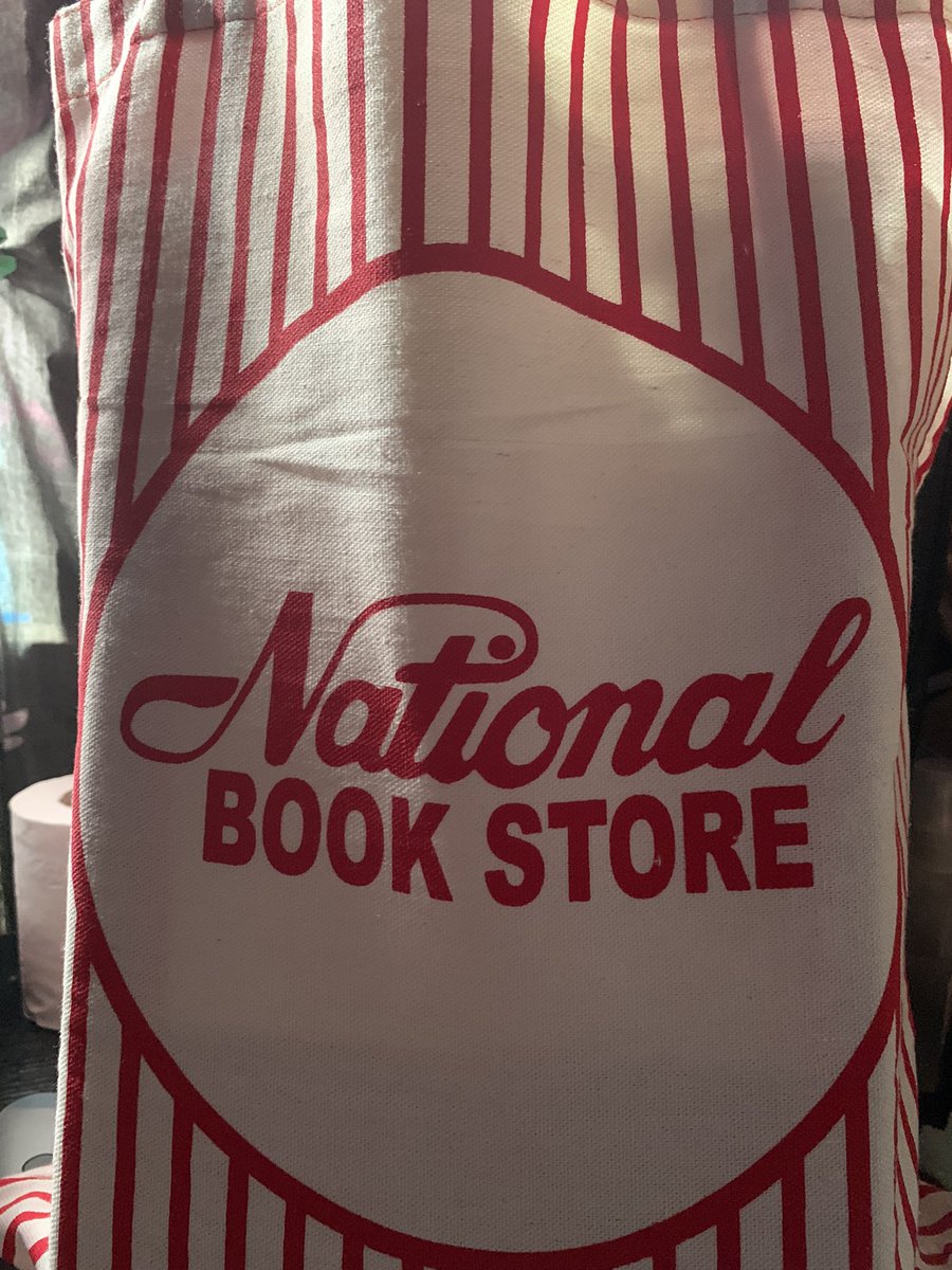pitsapay_'s tweet photo. I got a love letter alongside a bag of goodies from National Bookstore โฅ๏ธโจcharot sa love letter. Follow me on tiktok @pitsapay_ to see what weโre cooking este painting pala ๐คฃโจ #art #artph #artsb19 #nbsalert #nbs #nationalbookstore #NBSPaintChallenge #pitsapay https://t.co/om1WhJqpSh
