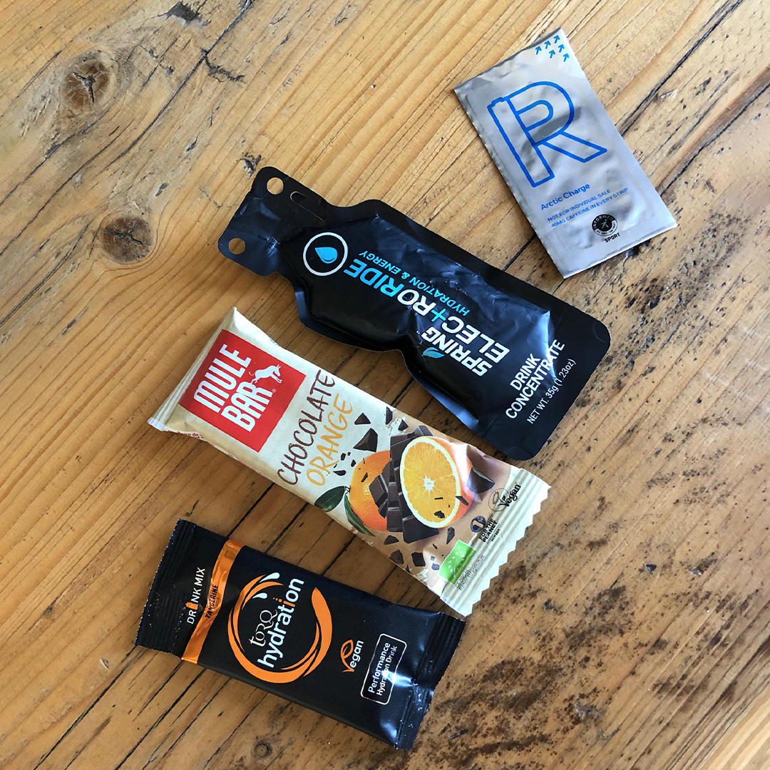 xmilesuk's tweet photo. 𝗥𝗮𝗰𝗲 𝗘𝘀𝘀𝗲𝗻𝘁𝗶𝗮𝗹𝘀 ⚡️

Awesome selection from XMiles Athlete, @Mi_Padovan!

@TORQfitness, @MuleBarUK, @spring_energy &amp; @RevviesEnergyUK

#EnduranceFuelled #XMilesUK https://t.co/dVXURgS554