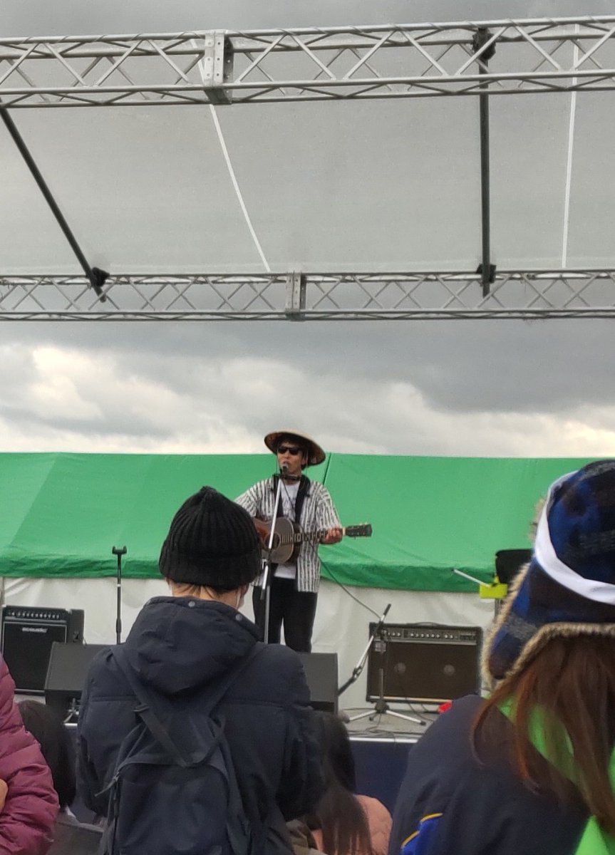 sugarbabe2's tweet photo. 昨日は、加古川の無料フェスに行ってきました。久しぶりに見た、カニコーセン、ガガガSP、2丁拳銃小堀さん、やっぱりライブっていいですね！ https://t.co/AVPXMxvs1G