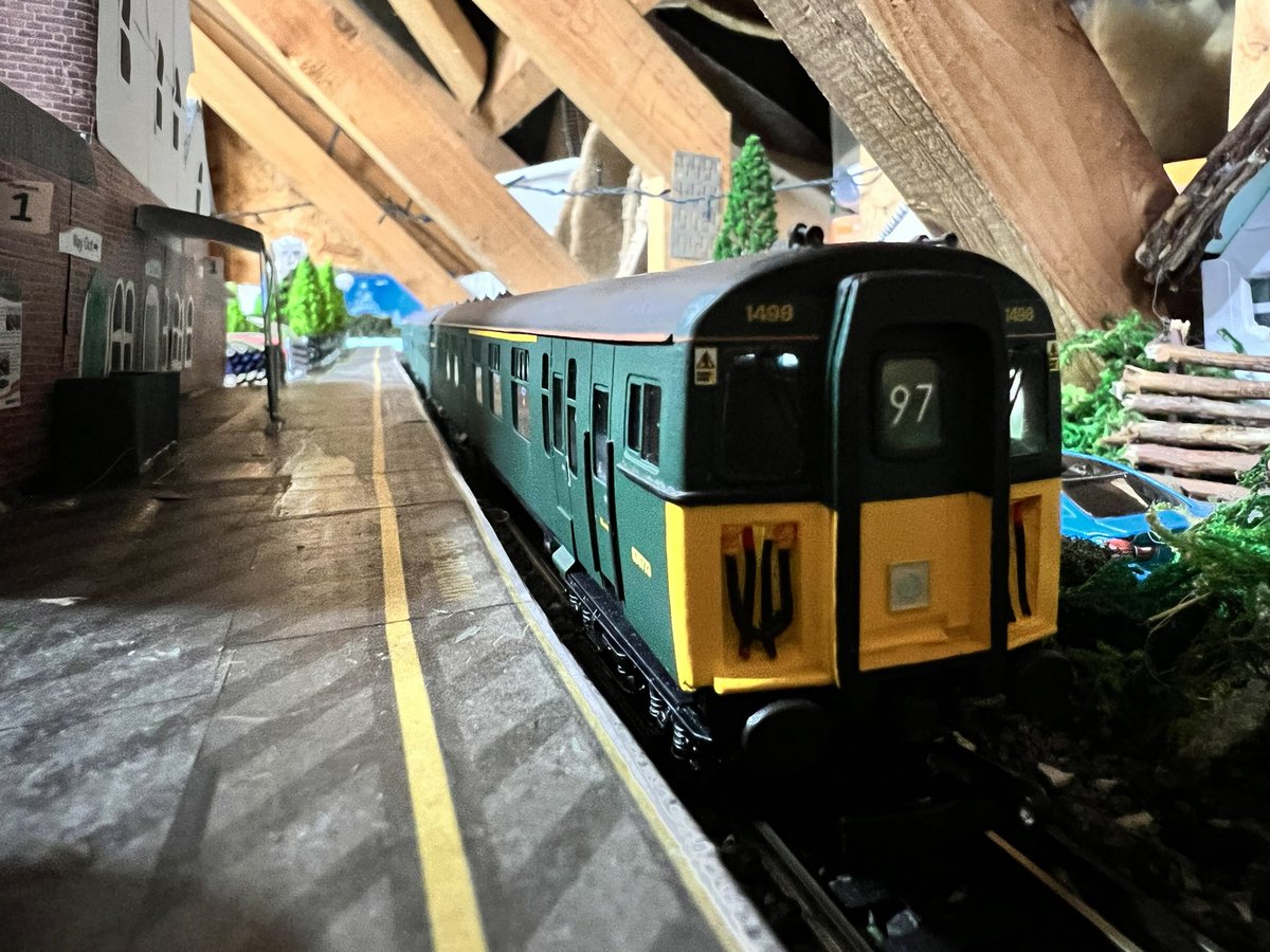 3CIG_Max's tweet image. Happy #MultipleUnitMonday!