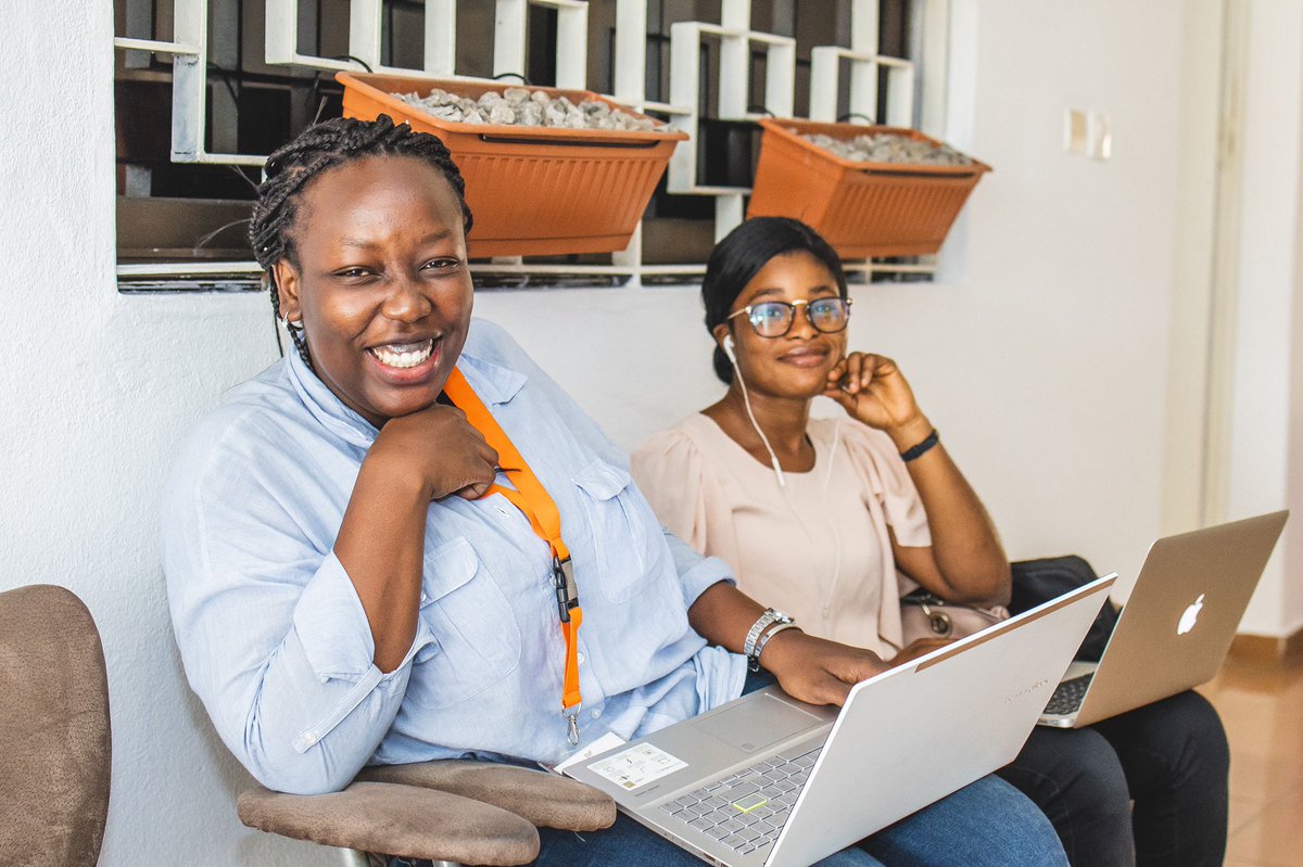 Kicking off the week with a big smile! 
Happy Monday with our lovely program analyst <a href="/judithgnely/">Gneuuuu</a> 
#team