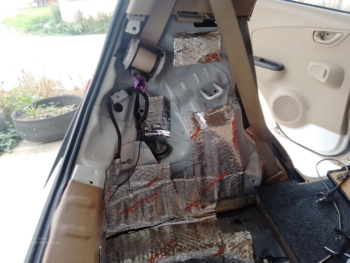 Eakruk_rpk's tweet image. ๒๑/๐๓/๒๕๖๕ #SOUND_DAMP
#ส่งงาน ติดตั้งแผ่นซับเสียงหลุมยางอะไหล่ Honda Brio ด้วยแผ่นแดมป์ 
จากค่าย #Worldtech รุ่นหนา 2mm. 

💯💯#ช่องทางการติดต่อ
ร้านเอกลักษณ์ ซาวด์ อ.สอยดาว จ.จันทบุรี 0954452523
#Facebook #YouTube : EAKRUK SOUND cti. tha.