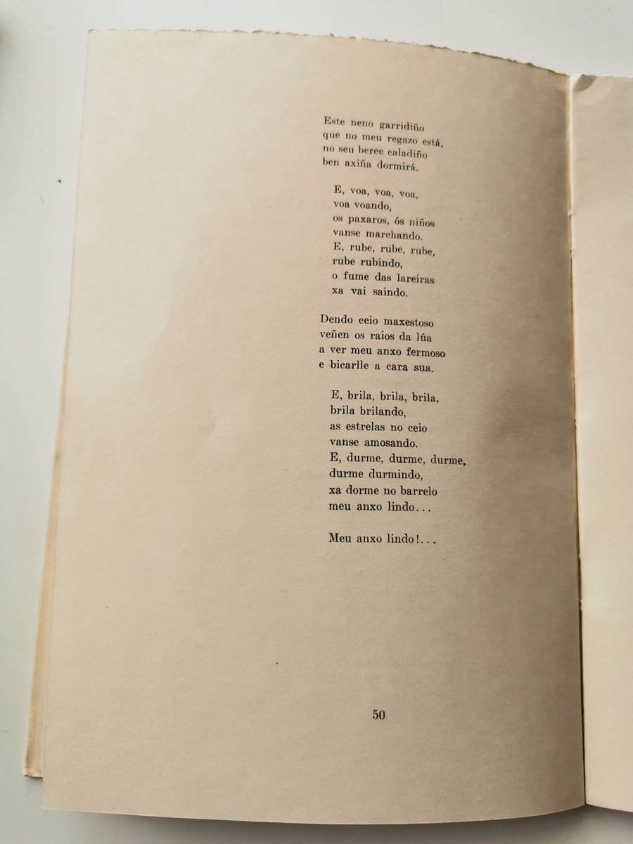 beni_salgado's tweet photo. Estes versos son de Avelino Díaz: "Canzón pr-o sono d-un neno". Pallaregas, 1963.
#díadapoesía
#cantigadeberce #arrolo #anaina https://t.co/2mYbbDKLWp