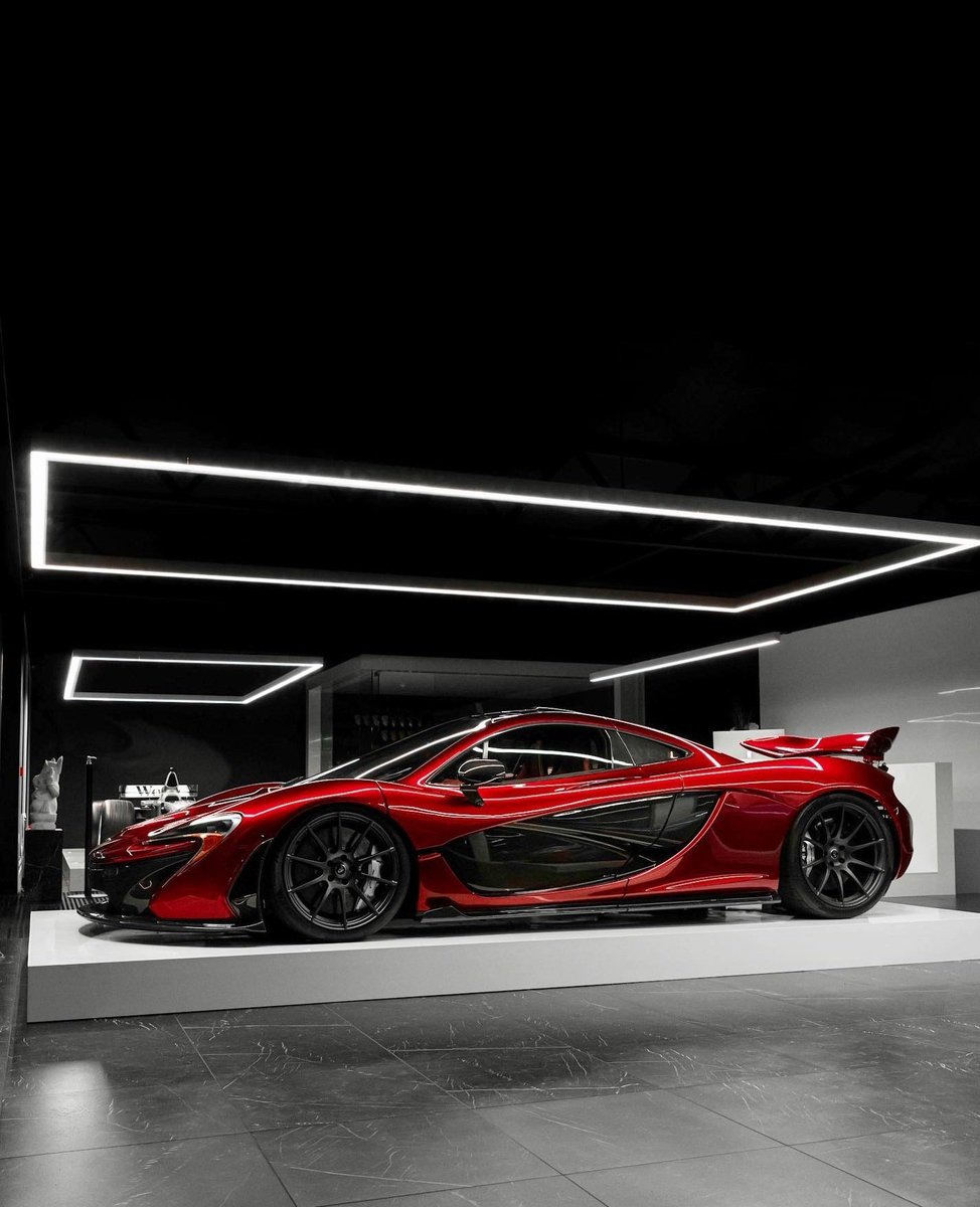 WorldWideCarsTM's tweet photo. McLaren P1 🍒 https://t.co/ln2vf2tlwX