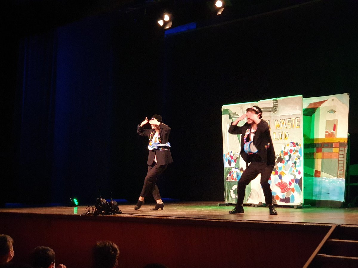 zer_conca's tweet photo. Say NO TO PLASTIC! 🧜♀️🧜♀️ Our students went to see the play "THE PLASTIC MERMAID" 🐳🐋🐬🦭🐟🐠 in L'Espluga. It is a great story to help us think about the importance of ♻️ “reduce, reuse & recycle” in our lives. #jumpingducks #ZerConca #3Rs #transformacióeducativa #EscolesVerdes https://t.co/cCoPk1LVTh