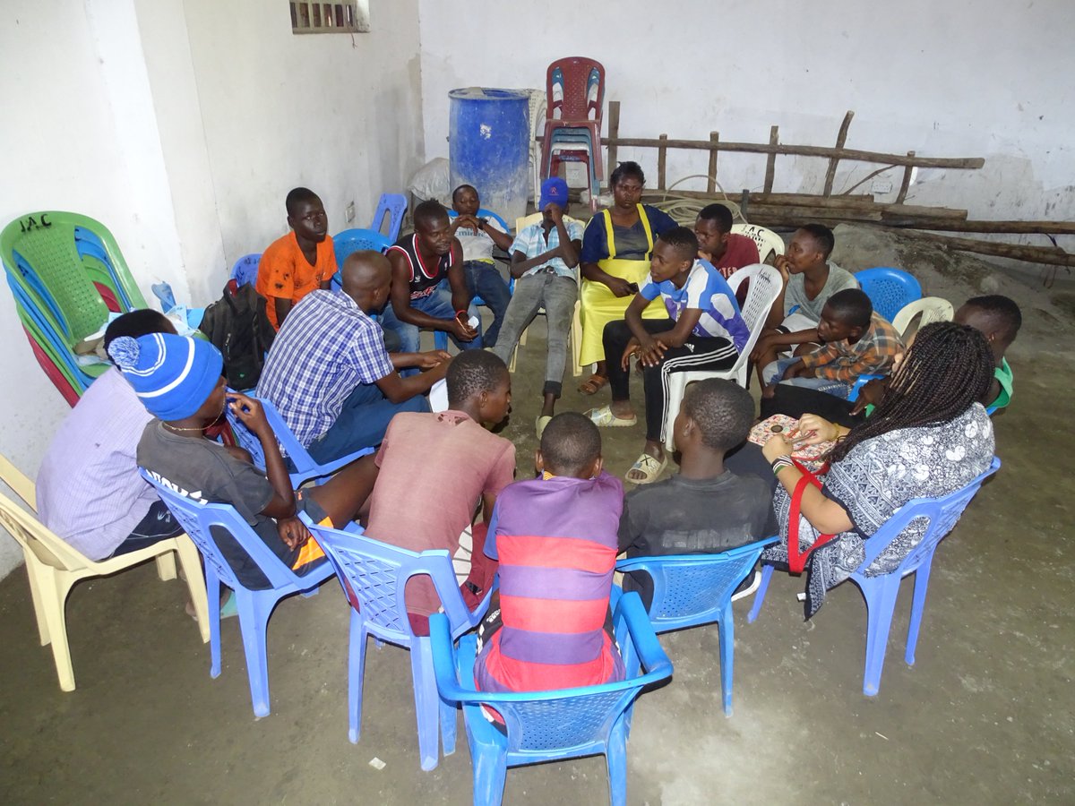GSNAfrica's tweet photo. 4/ In the end, the communities were able to have an engaging discourse and come up with their own solutions to the issues affecting policing in their community. https://t.co/tYrkyzfAtd