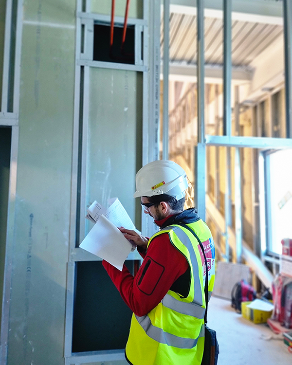GRJContracting's tweet photo. We had a great day visiting Walsall Manor Hospital's new emergency department facility with Tilbury Douglas, assessing internal wall and floor constructions and M&amp;E service penetrations to develop a comprehensive schedule of tested fire stopping details. https://t.co/UDRODcD63g https://t.co/H7PYPTENBG