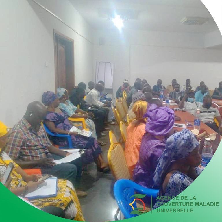 acmu_senegal's tweet photo. Le Service régional de l'Agence de la Couverture Maladie Universelle (#CMU) à #Tambacounda a supervisé, du 15 au 18 mars 2022, un atelier visant le partage des textes et conventions de la future Unité départementale d’Assurance Maladie (#UDAM) de #Goudiry.
#Sénégal #santé https://t.co/TaL9NeYwvk
