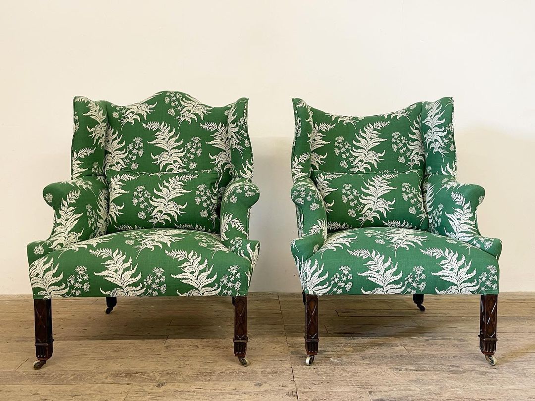 BathDecFair's tweet photo. Shop exquisite pieces of furniture at the upcoming #BathDecFair. These 1950s Chippendale revival wingback armchairs are available from exhibitor @lovejoysantiques Just over one week to go! 1-3 April, Trade Preview 31 March 2022. Complimentary ticket https://t.co/4rMTxp7Pvi https://t.co/REI0DeeUDG