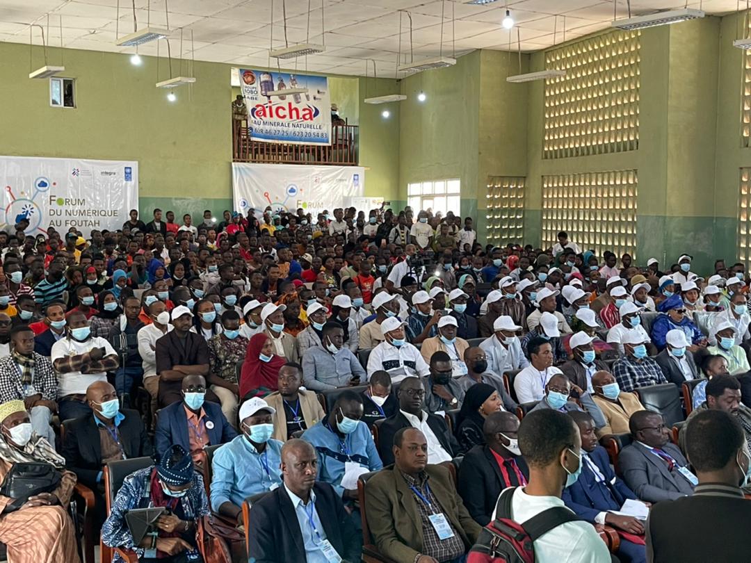 C'était un coup de maître pour cette deuxième édition du #FONUF2022 à Labé. Félicitations à l' Association <a href="/villageois2_0/">Association  Villageois 2.0</a>  et l' @Université de Labé.  Bravo à <a href="/sbskalan/">Sally Bilaly SOW ™ 🇬🇳</a> et à toute l'équipe.  ✊🇬🇳 . Nous y reviendrons !