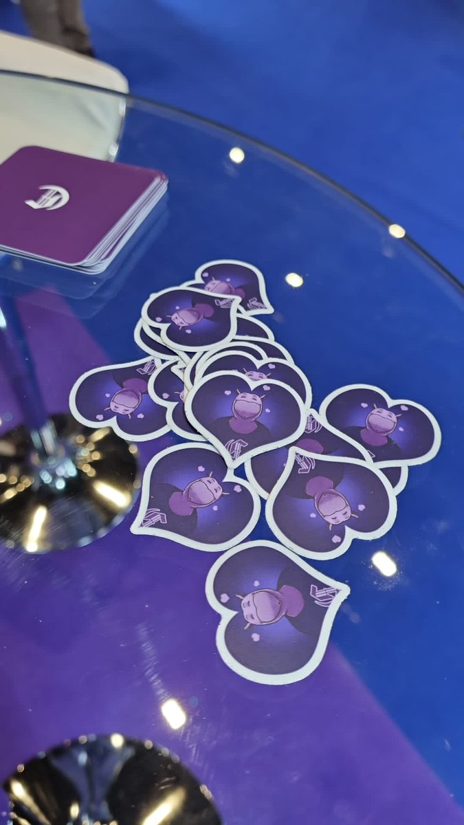 CryppoNFT's tweet photo. Cryppo love from Dubai, at @AIBCsummit with @AmeTomasicchio ❤️🦛

#aibcsummit #dubai #cryppo https://t.co/SxbIpUyN7A