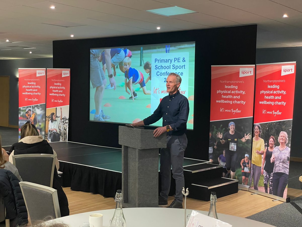The School Sports Conference explores how #Northamptonshire schools can develop their approaches to being an 'Active School'.

It's great to see everyone &amp; inspiring to meet <a href="/frankbrunoboxer/">Frank Bruno MBE 🇬🇧</a> MBE, who highlighted the important role school sport plays! 

#schoolsport #activekids