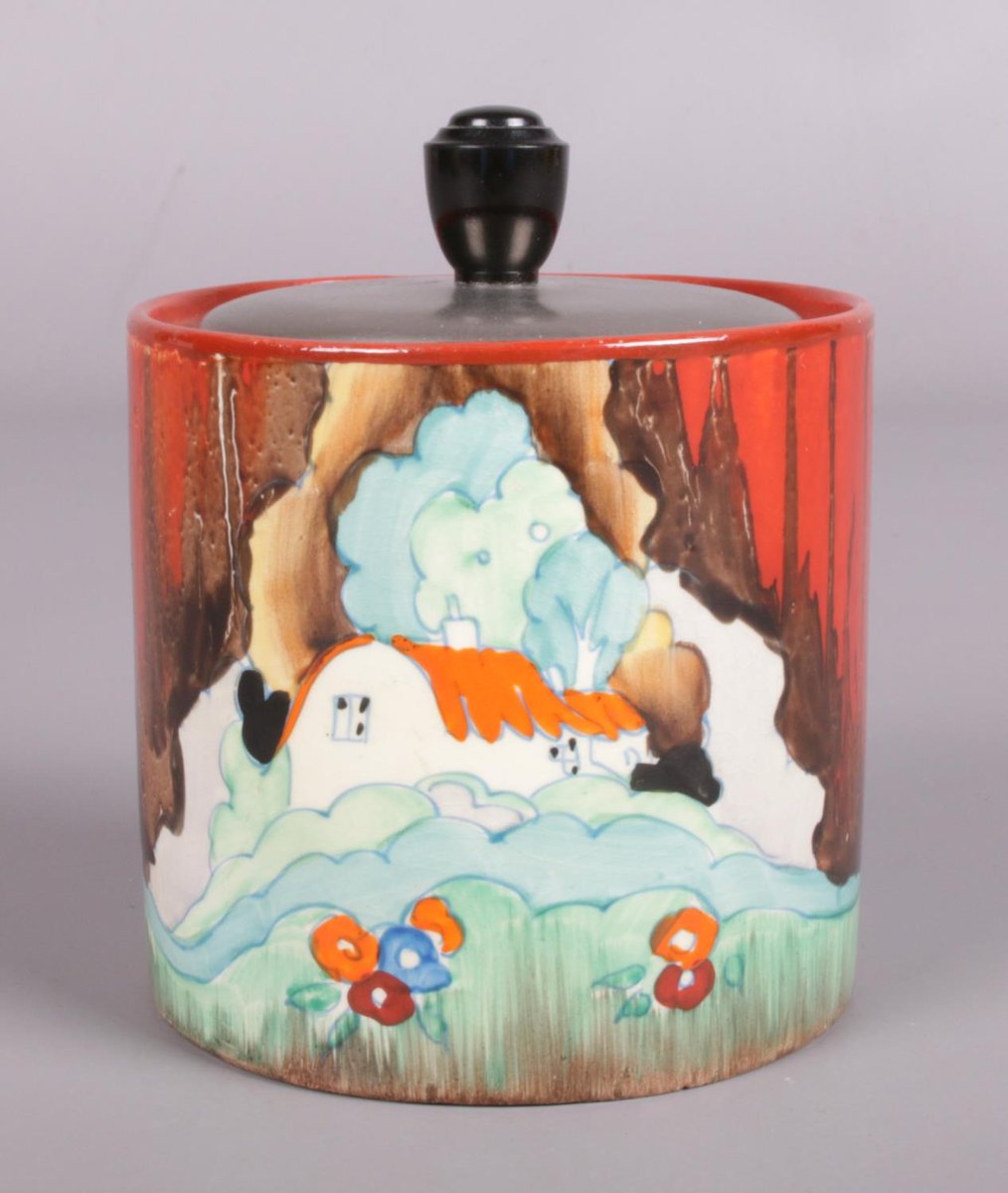 StoreAntiques's tweet photo. Managed to pick up an old Forest Glen design by Clarice Cliff, not had this one before but it loks superb…https://t.co/GLOwRLeuXo https://t.co/nbCyrZCgZe