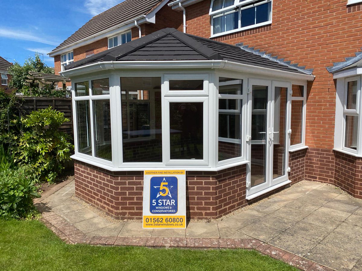 Windows5Star's tweet photo. A 5 star #conservatory with a #solidroof for a happy customer in #Worcestershire😊
Are you looking to extend your home or replace you conservatory roof? Here at 5 star we offer a free design service 👍😊⬇️
https://t.co/VdmqYeahvE https://t.co/VvaTxjo3g0