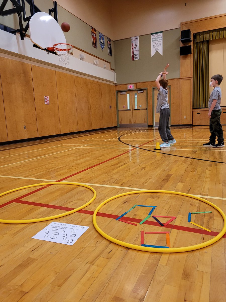 physedteachCCES's tweet image. When I stumbled upon this activity on a FB PhysEd share page, I knew it was time to collaborate! #mathmovement #crosscurricular #physed #geometry #collaboration #basketball @SchoolCarleton @TCRCE_NS