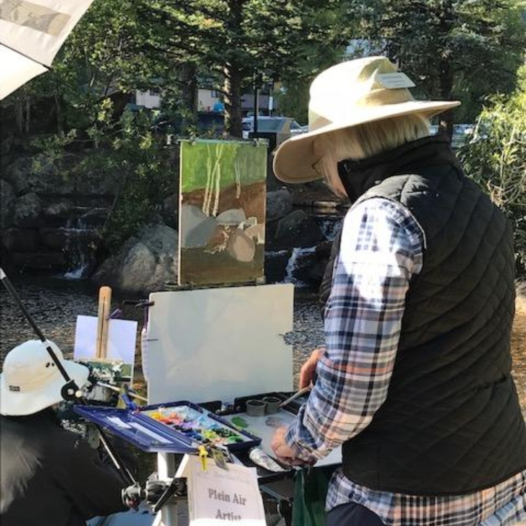 ATTENTION PLEIN AIR ARTISTS!  The Art Center's Estes Valley Plein Air 2022 is still accepting entries.  Go to: 
onlinejuriedshows.com to enter.  Entries close on April 3.  Check out our website for further information:
artcenterofestes.com