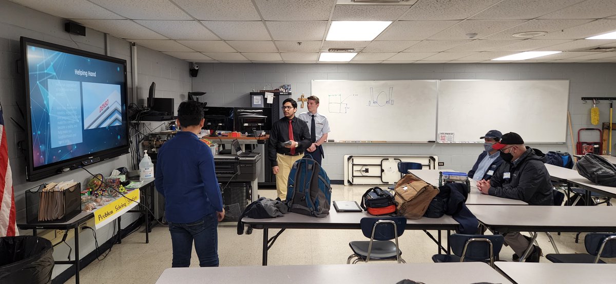 Gluckaneering's tweet photo. Presentations to @DENSOAutoParts and @clevelandhightn Administration have taken place for our Engineering Design and Development class! Thanks to these contacts for giving feedback, guidance, and encouragement! @CCSCTE https://t.co/iY2VTLOBYV