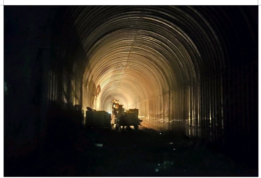 AshwiniVaishnaw's tweet photo. Longest railway tunnel (3.34 KM) of Madhya Pradesh between Rewa-Sidhi has been completed. #Infra4India https://t.co/WgyhPqN7Cn