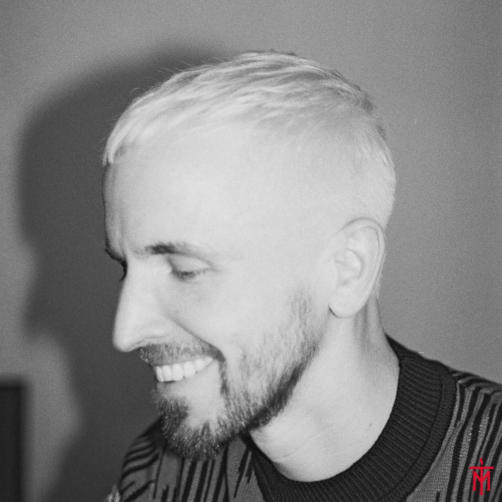 templemindmusic's tweet photo. You are the powerful creator of your life. Trust that in every moment there is a choice. Choose what you love, and go for it! And try to remember to smile through all the challenges :) You can do it!

#templemind #uniondivine #432hz #alternativerock #unity #peace #knowthyself https://t.co/oHcDZNtlkB