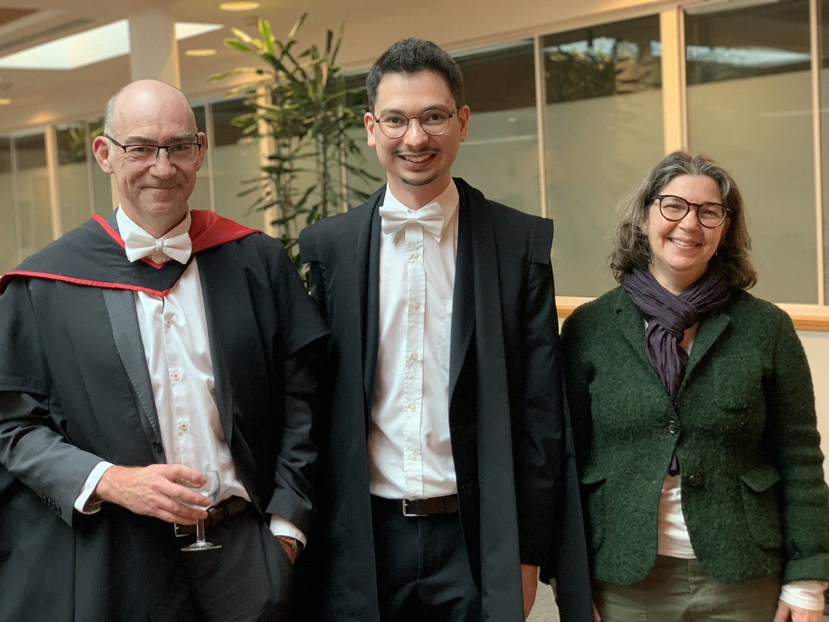 Congratulations Dr Ivan Candido Ferreira @ivanferrreira @TSS_Lab @MRC_WIMM @RDMOxford ! I am so proud of you. Thank you very much to Prof Paola Oliveri @OliveriLab @CloeFor and Prof Peter Holland @OxfordBiology for 5 long hours of examination!