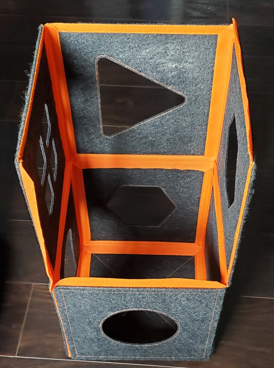 FSMMedia's tweet photo. We loved putting together our @PurriniPlaymate Versatile Modular Pet House! Head to the blog to learn more and to see my full review! https://t.co/rGZp2KBAVN
#playmate #purrini #pethouse #modularcathouse #cattower #catsoftwitter #catsinboxes #catinabox #boxcats https://t.co/CETE2qT9xp