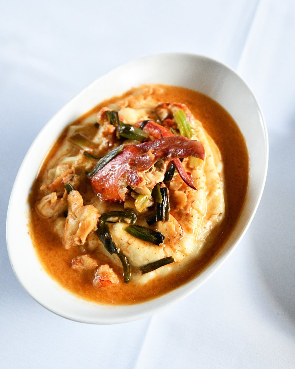 MastrosOfficial's tweet image. Our lobster mashed potatoes wanted to make a solo appearance today. Show it some love. 😉