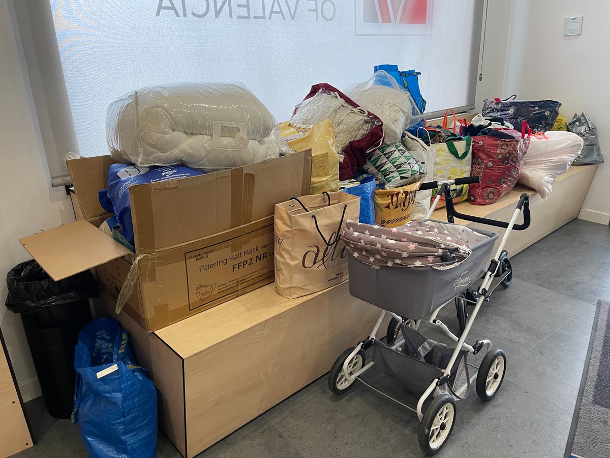 BritishValencia's tweet photo. We would like to thank the entire #BSV community for their help and collaboration bringing toys, food, personal hygiene products, clothes, blankets and many other items for Ukrainian families 🇺🇦❤️ #CognitaWay https://t.co/Ck6fpZuMXK