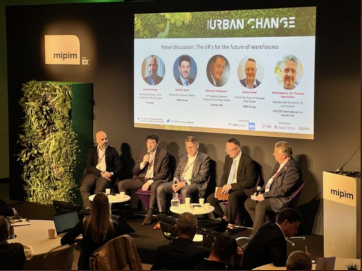 Zoë Berman tweet media