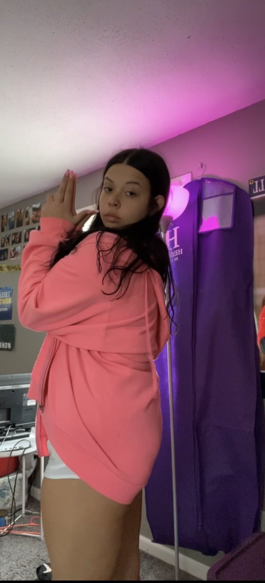 Team: 50 Shades of Spray
Tori Kyer, Katrina Ventresca, Kylee Gootee, Lydia Thompson