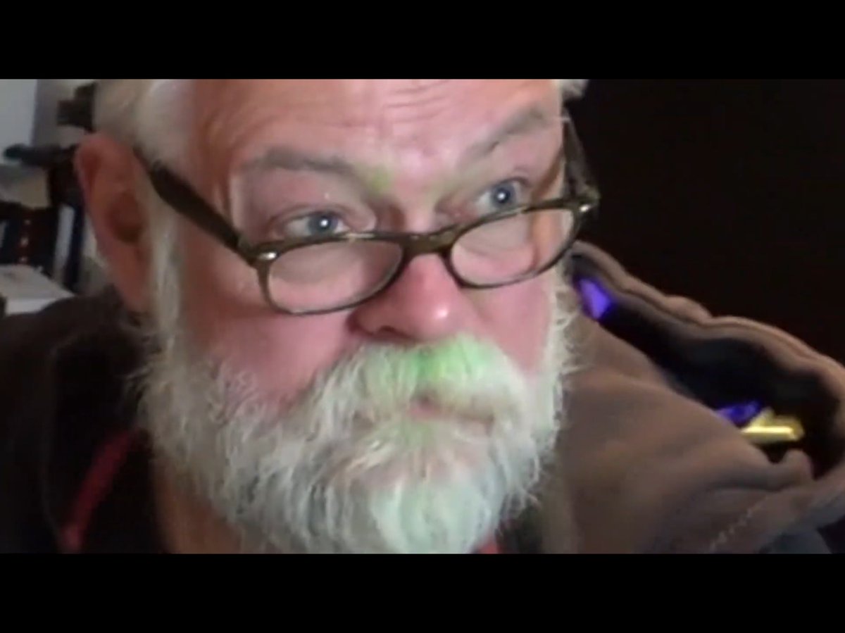 Daniel Henrichs tweet media