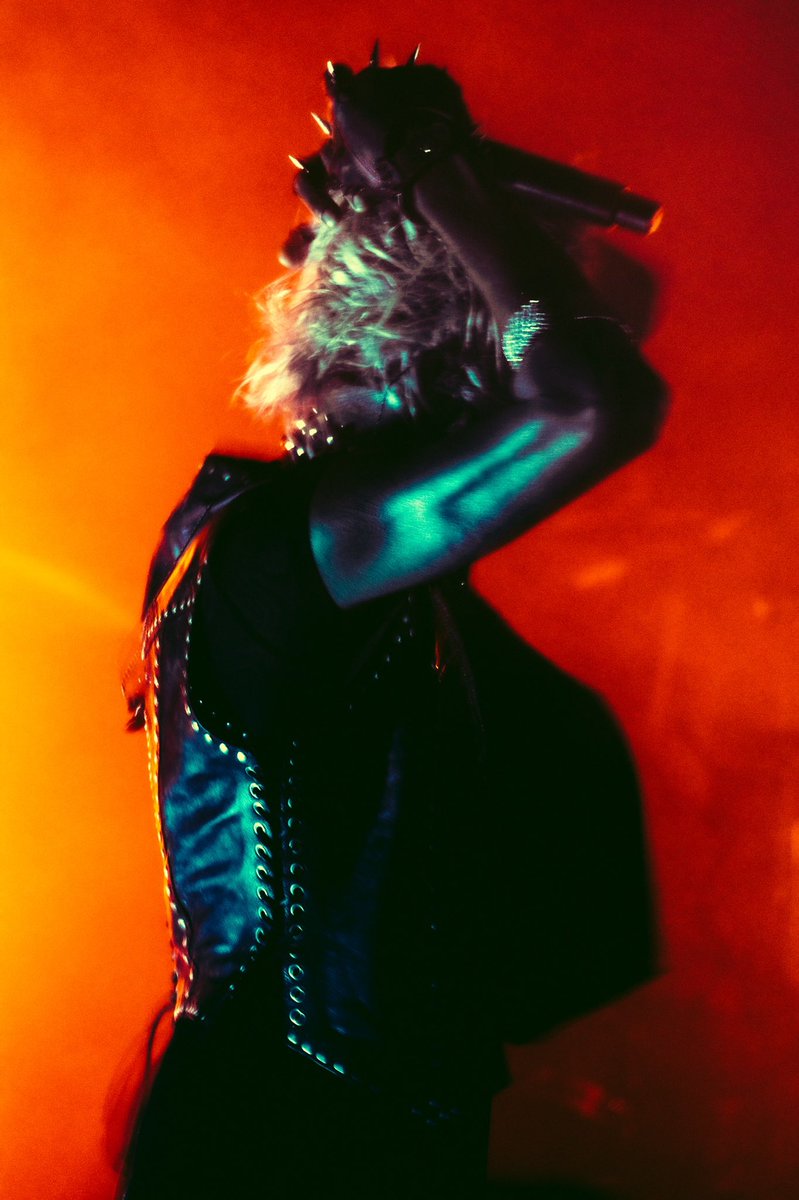 Afro_foo's tweet image. @YvesTumor Salt Lake City!! 🤍