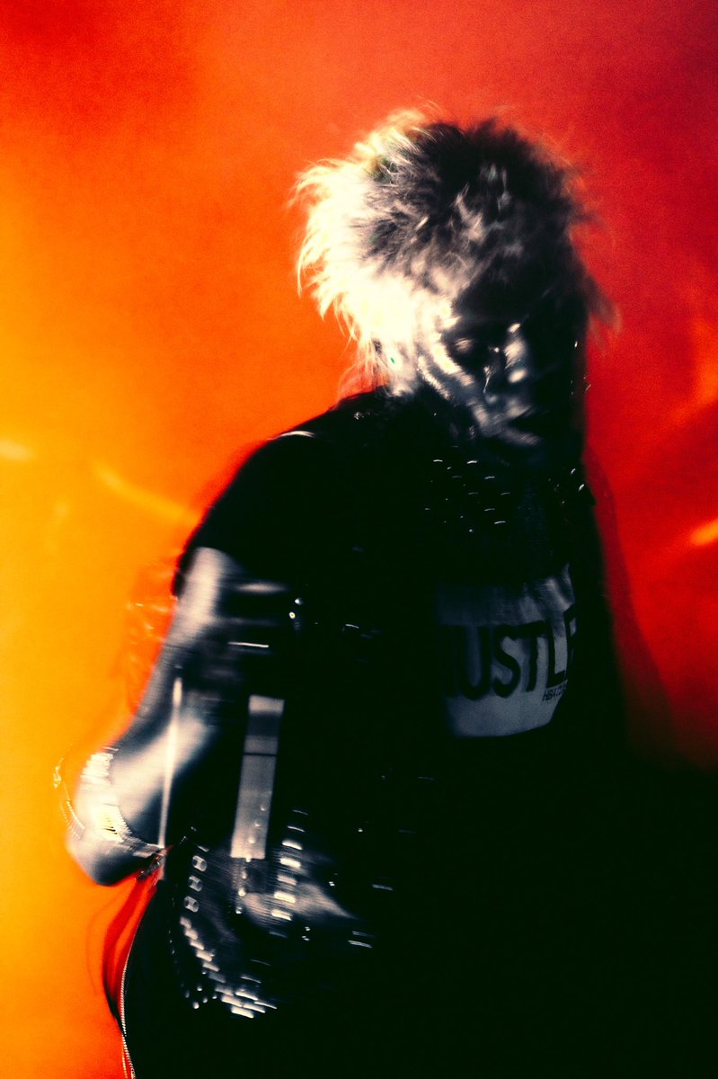 Afro_foo's tweet image. @YvesTumor Salt Lake City!! 🤍