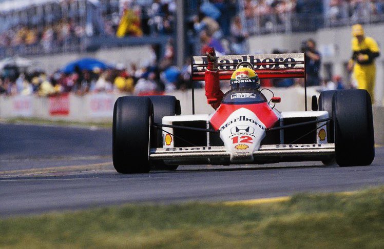 #OnThisDay in ’60 was born one of the greatest #F1 drivers who ever lived. This Montreal ’88 pic evokes him perfectly: arm aloft in victory, having beaten his McLaren team-mate Alain Prost, from pole, with fastest lap. We may never see his like again. His name was Ayrton Senna.