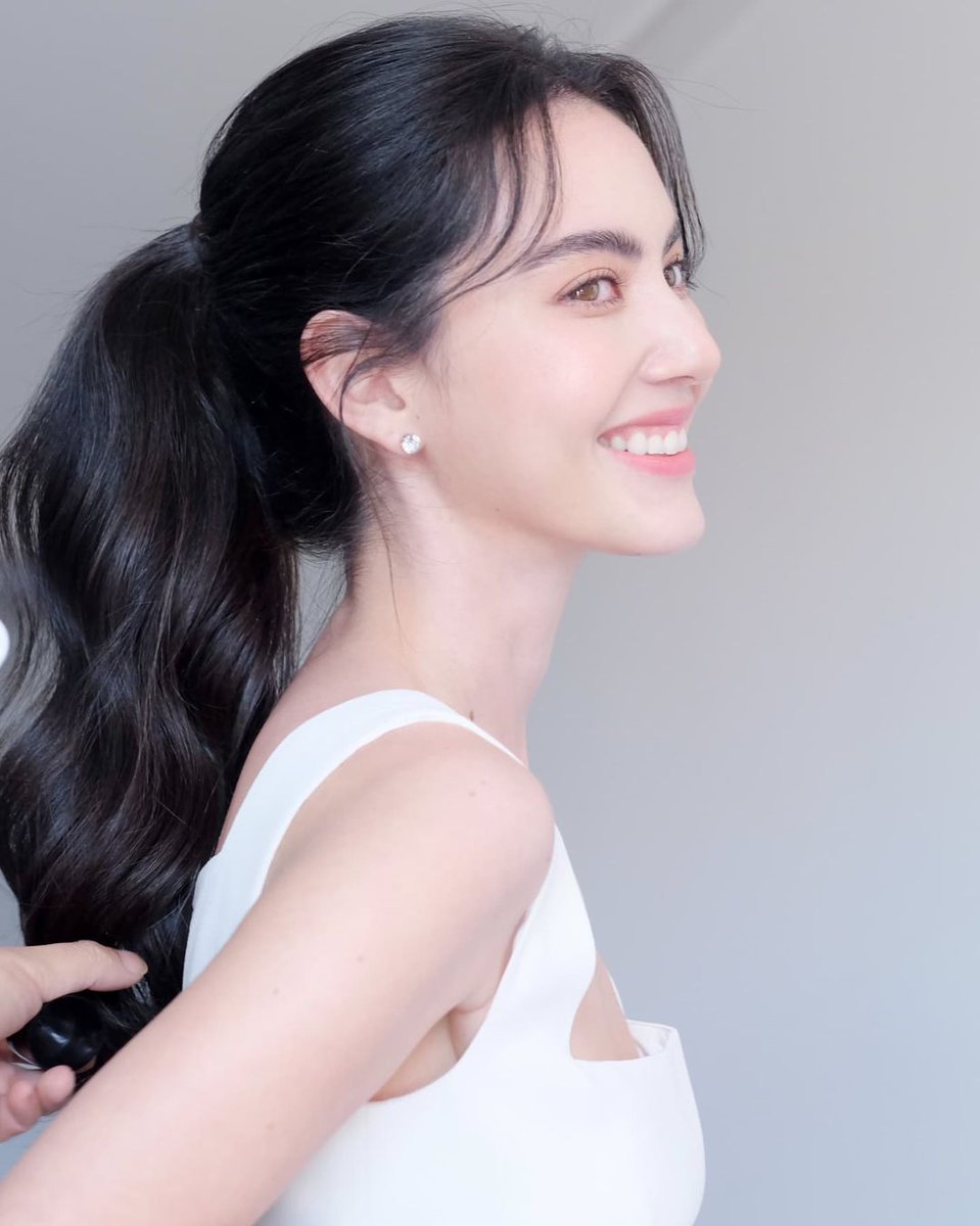 SPVIsla's tweet image. Oh hi, dearest crews. It's only three weeks plus one day but you guys feel like home already for me. I'm enjoying every single day when I become your supervisor. Even after this, I'm no longer your supervisor, I hope we can still enjoy our time together. As a friend, maybe?