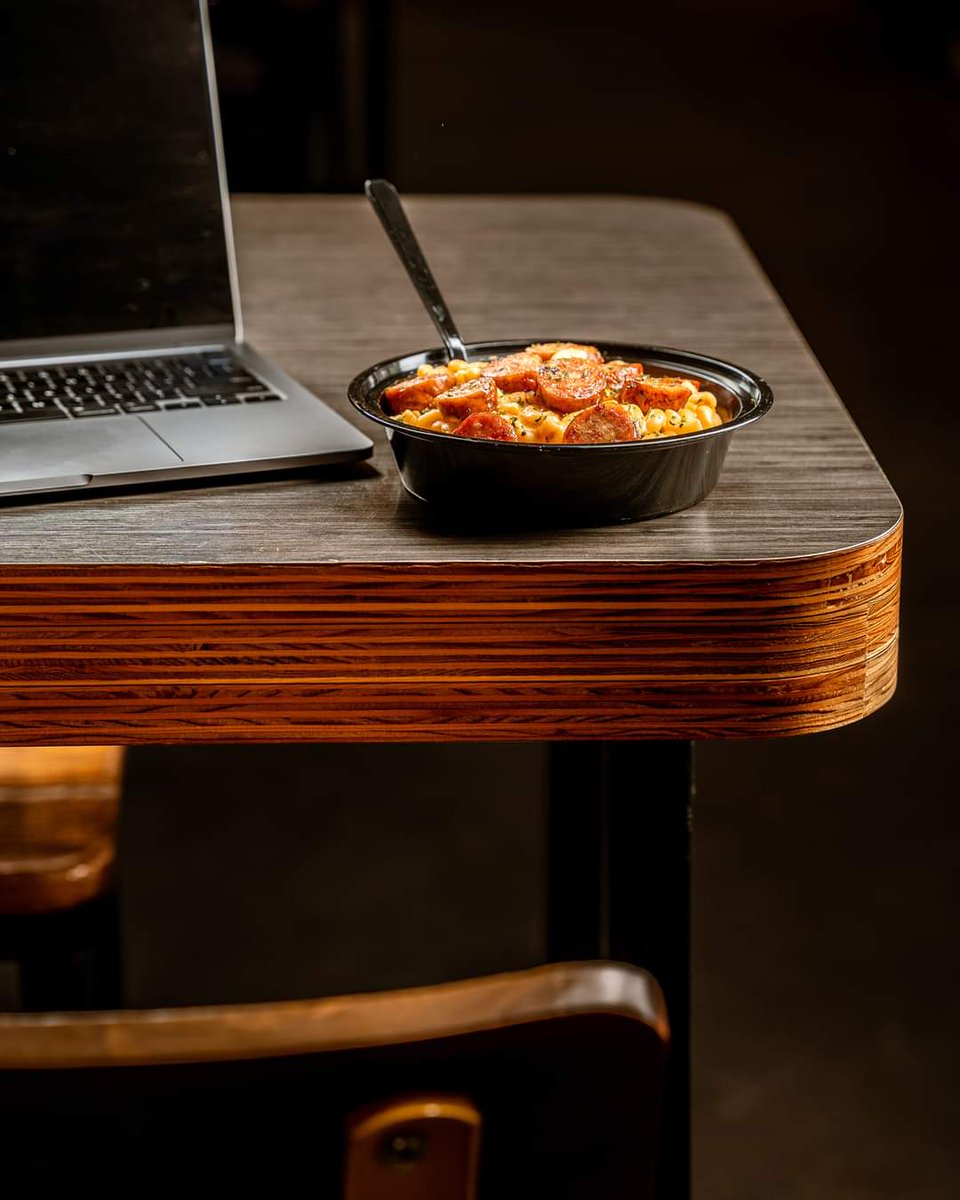 TallyMacFSU's tweet photo. Tally Mac Shack: The official food for getting back to hittin' the books! 😎 🧀 📚 🏫 

Welcome back from Spring Break, #SeminoleNation! Come see us for lunch, dinner or a study break snack. 😋 😋 😋

📍: 824 W. Jefferson St.
⏰: M-F, 11 am to 10 pm; Sat.-Sun., Noon to 10 pm https://t.co/5450aTLfh2