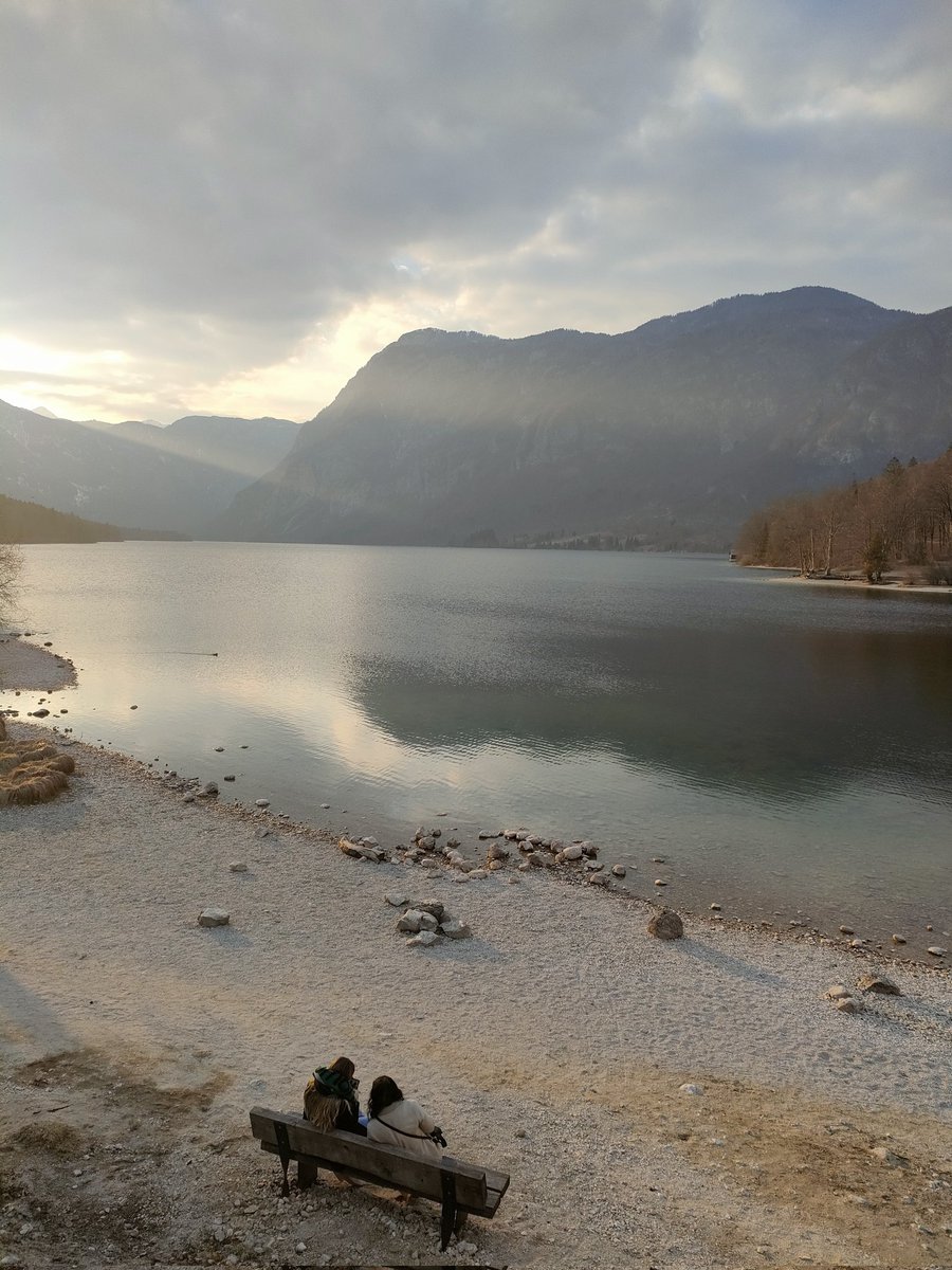 ClaraOrts99's tweet photo. 🏔️ https://t.co/BbVKwg7gL1