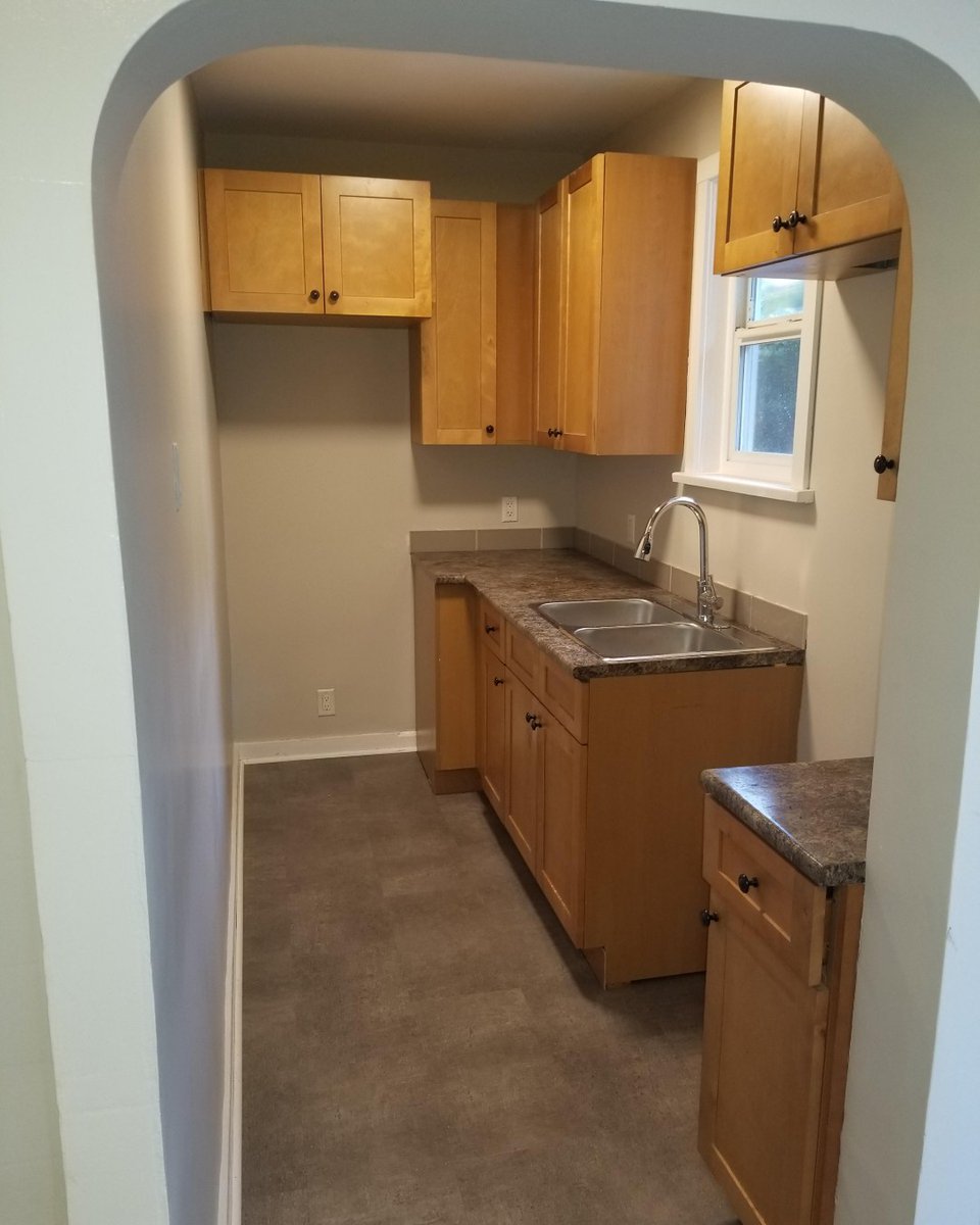 Our grey vinyl flooring project, matches the kitchen countertops nicely.

#flooring #interiordesign #homedecor #design #renovation #carpet #interior #construction #flooringideas #floors #home #wood #vancouverarchitecture #vancouver #miraproject #floorsbymira #vancouverflooring