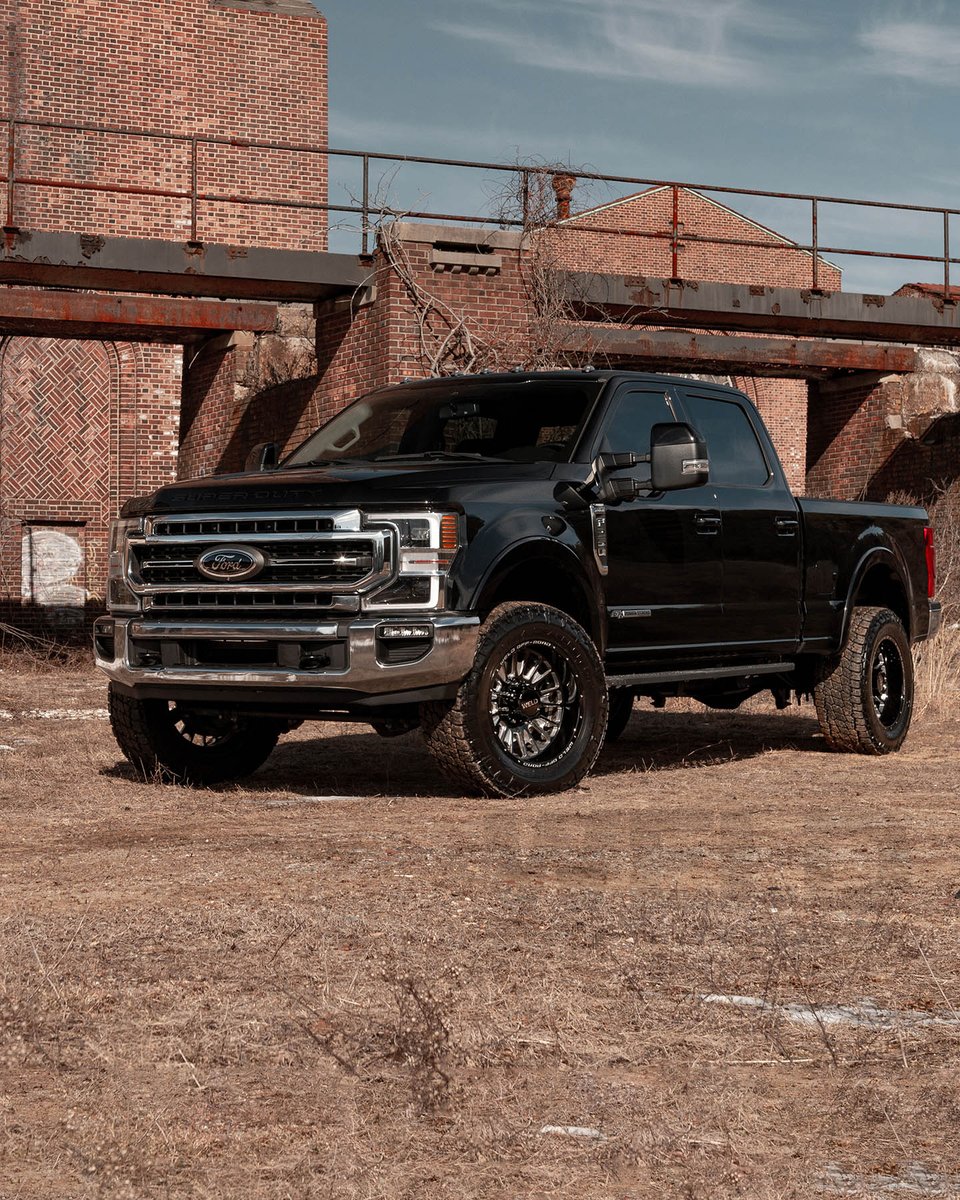 WeldRacing's tweet photo. Even the work truck needs a fresh set of π
F350 sitting on WELD Off-Road Scorch - Gloss Black & Milled
.
.
> To get your set, visit:
>> https://t.co/nwNBCB9phe
.
__________________________________________________
#WELDOffRoad I #WELDWheels I #RunWELD I #WheelWELD https://t.co/EYXAdh6L4R