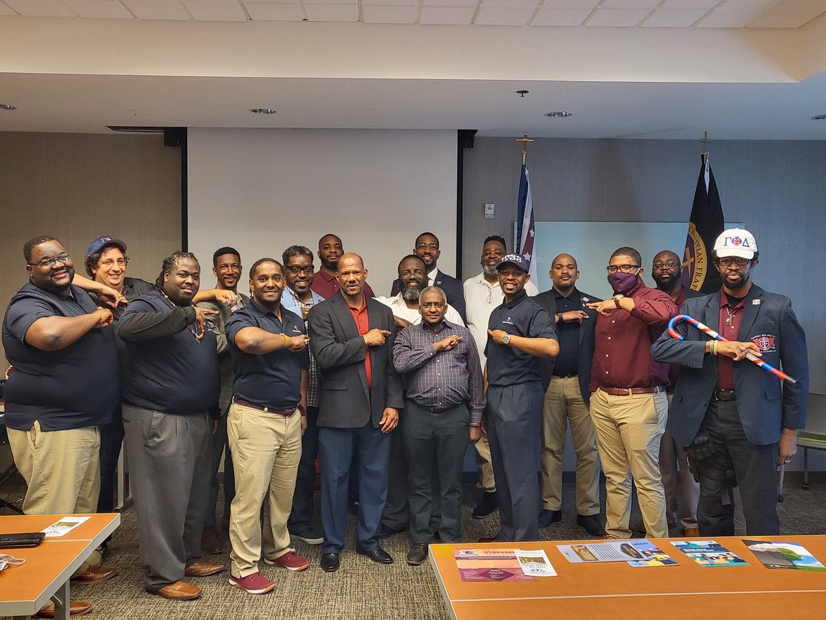 GPHID1988's tweet photo. About this past weekend… Happy Visionaries’ Day G-Phi-D!!! #GPhiD #Brotherhood #StayFED https://t.co/bcxzwxSukJ