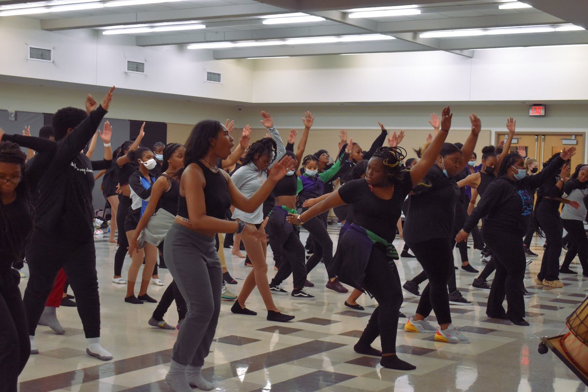 NAHS Dance tweet media
