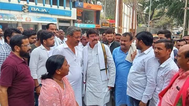 jcbabaspn's tweet photo. स्थानीय प्राधिकारी विधान परिषद चुनाव में समाजवादी पार्टी के शाहजहांपुर-पीलीभीत क्षेत्र से प्रत्याशी अमित यादव रिन्कू  के नामांकन में सम्मिलित हुआ ।
@samajwadiparty
@yadavakhilesh https://t.co/Fzz97CL3GH