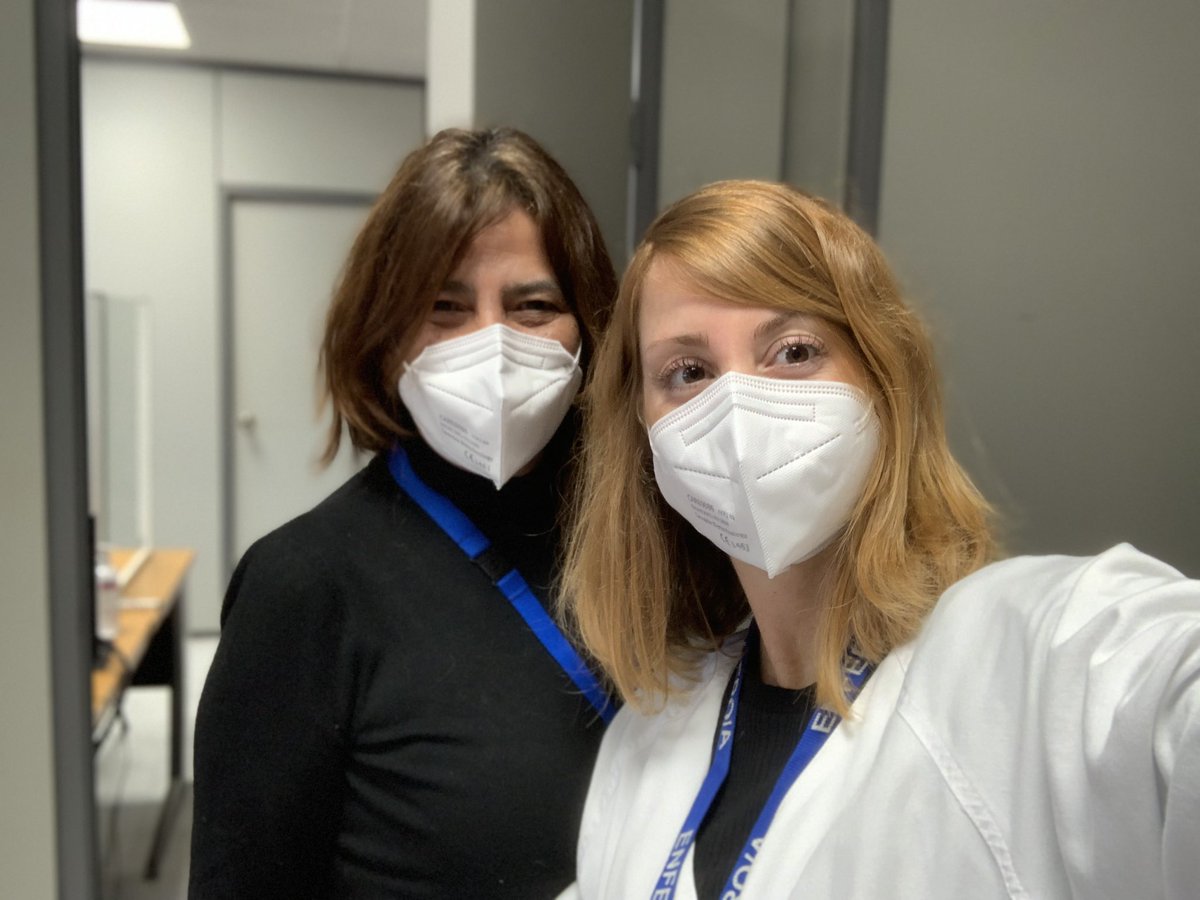 Pues todo esfuerzo tiene su recompensa! Más feliz que una perdiz! Plaza firmadaaaaa!!!Bienvenidos a todos los compañeros #HUNSC <a href="/cindefeliz/">Carolina R Orihuela</a> <a href="/mgonramc/">M. Cristo González R</a> @OliverCabello